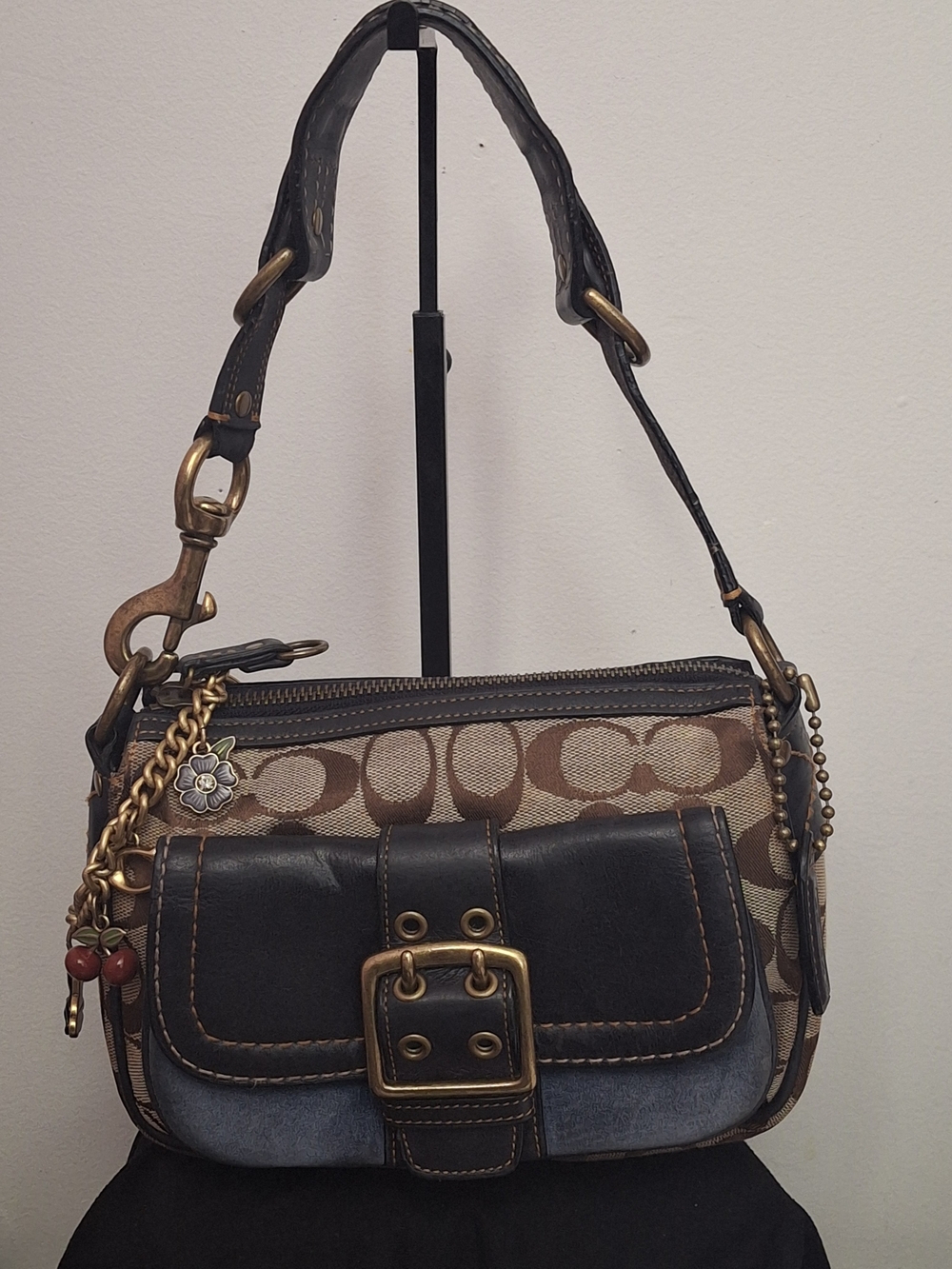 Coach Legacy Signature Soho Special Edition Fall 2004 Shoulder Bag (Style 7061)